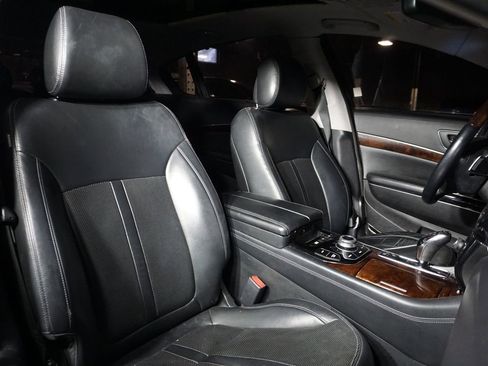 Used 2016 Kia K900 Luxury RWD image 18