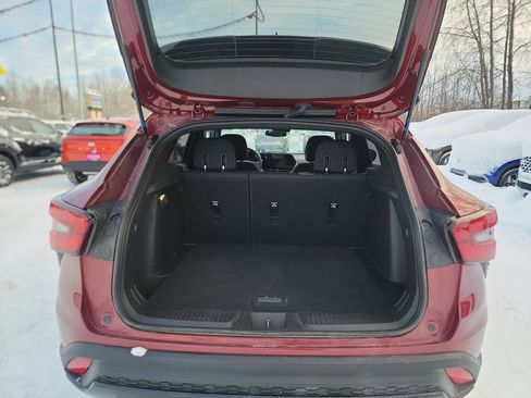 Used 2024 Chevrolet Trax RS image 21