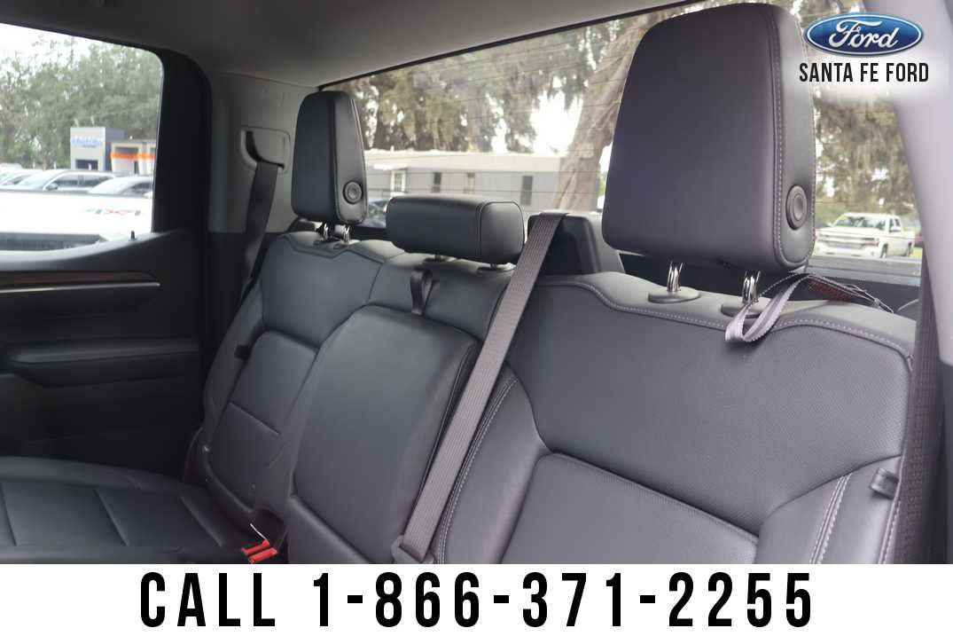 Used 2025 GMC Sierra 1500 SLT AWD/4WD image 23
