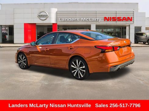 Used 2021 Nissan Altima 2.0 SR FWD image 6