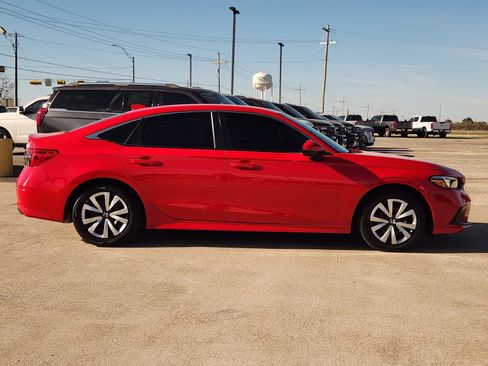 Used 2024 Honda Civic LX image 7