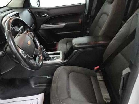 Used 2022 Chevrolet Colorado LT w/ Fleet Safety Package AWD/4WD image 5