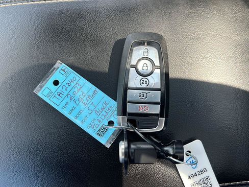 Used 2023 Ford Explorer ST w/ Equipment Group 401A AWD/4WD image 34