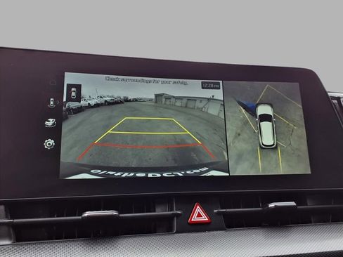 Used 2023 Kia Sportage SX image 6