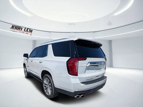 Used 2021 GMC Yukon Denali w/ Denali Premium Package AWD/4WD image 5