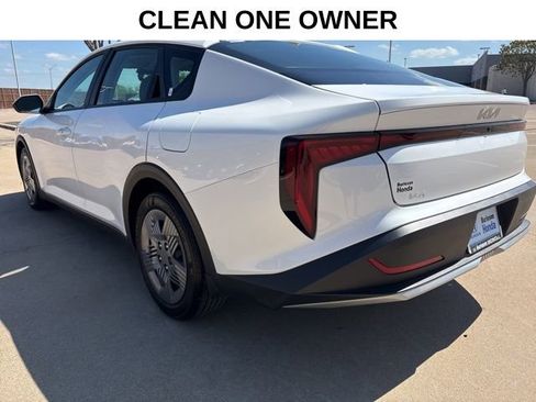 Used 2025 Kia K4 LX image 4