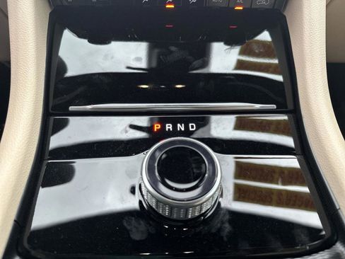 New 2025 Jeep Grand Cherokee L Limited w/ Trailer Tow Package RWD image 33