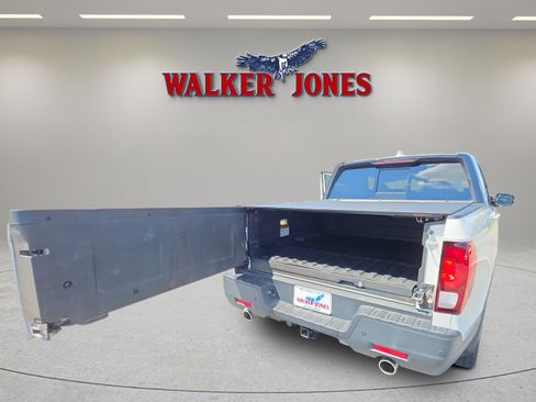 Used 2023 Honda Ridgeline Black Edition image 18