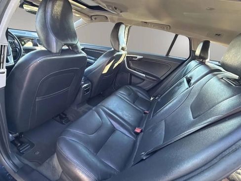 Used 2016 Volvo V60 T5 Platinum AWD/4WD image 10