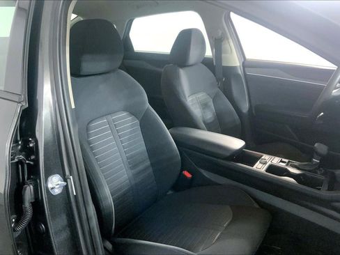 Used 2025 Kia K5 LXS FWD image 7