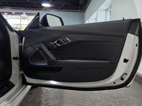 Used 2025 BMW Z4 sDrive30i image 18