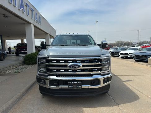 Used 2026 Ford F350 Lariat w/ Lariat Ultimate Package AWD/4WD image 8