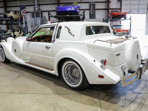 Used 1988 Ford Mustang LX image 6