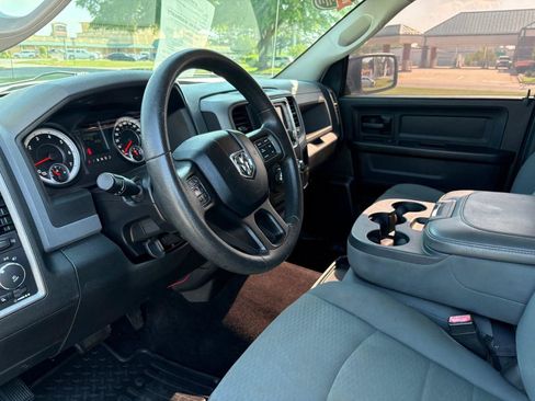 Used 2015 RAM 1500 Express AWD/4WD image 10
