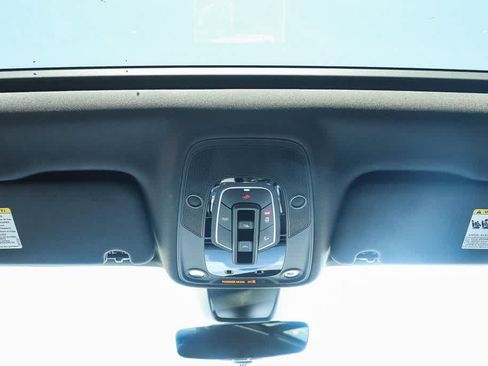 Used 2025 Audi Q7 3.0T Premium Plus w/ Premium Plus Package AWD/4WD image 9