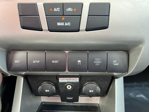 Used 2011 Ford Focus SES w/ 401A Rapid Spec Order Code FWD image 23