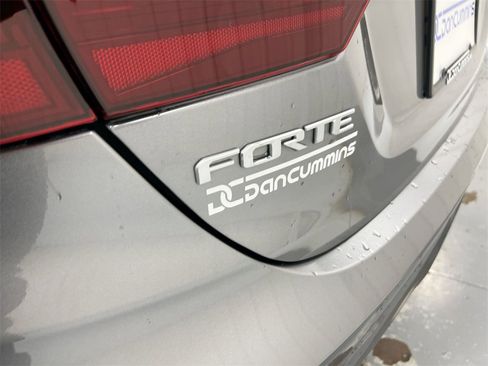 Used 2024 Kia Forte LXS w/ LXS Technology Package image 25