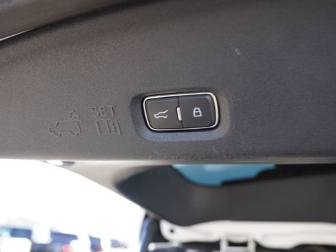 Certified 2025 Ford Expedition Active image 25