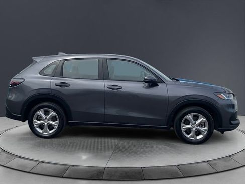 Certified 2024 Honda HR-V LX image 6