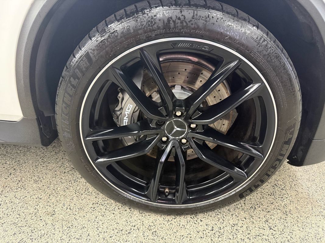 Used 2019 Mercedes-Benz GLC 63 AMG 4MATIC Coupe image 39