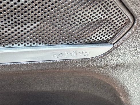 Used 2020 Hyundai Santa Fe SEL w/ Convenience Package FWD image 32