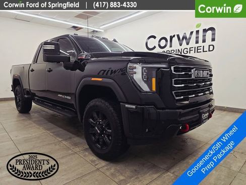 Used 2025 GMC Sierra 2500 AT4 w/ AT4 Premium Plus Package AWD/4WD image 7