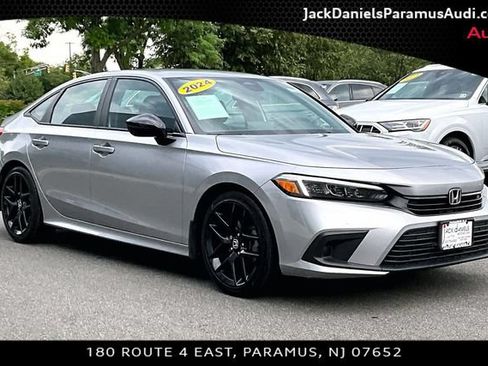 Used 2024 Honda Civic Sport image 9