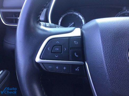 Used 2022 Toyota Highlander Limited image 26