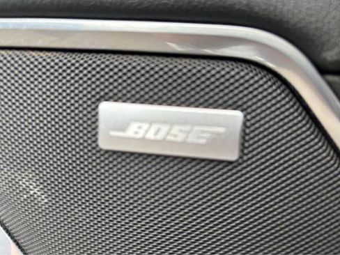 Used 2024 GMC Sierra 2500 SLT w/ SLT Premium Package image 24