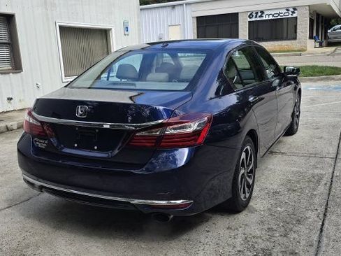 Used 2017 Honda Accord EX-L image 5