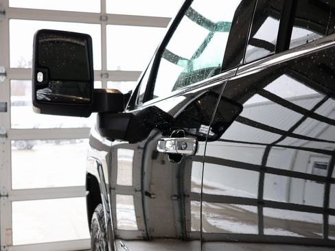 New 2026 GMC Sierra 3500 Denali w/ Denali Reserve Package image 10