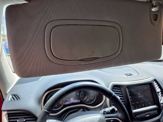 Used 2014 Jeep Cherokee Limited FWD image 16