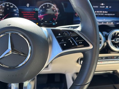 Certified 2025 Mercedes-Benz GLA 250 GLA 250 image 16