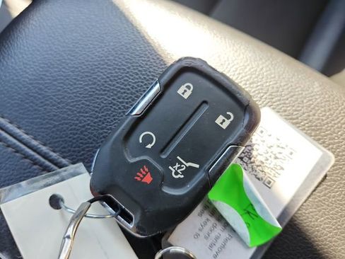 Certified 2023 GMC Terrain SLT image 24