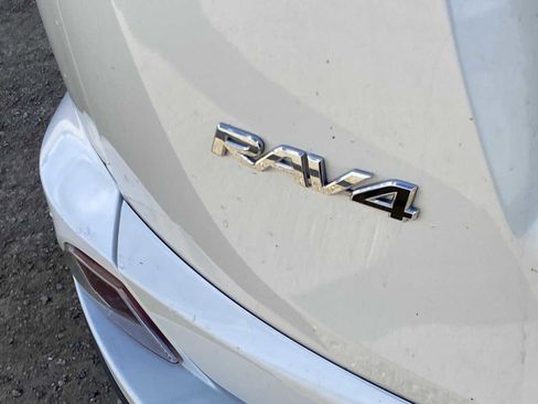 Used 2017 Toyota RAV4 Limited w/ Advanced Technology Package image 15