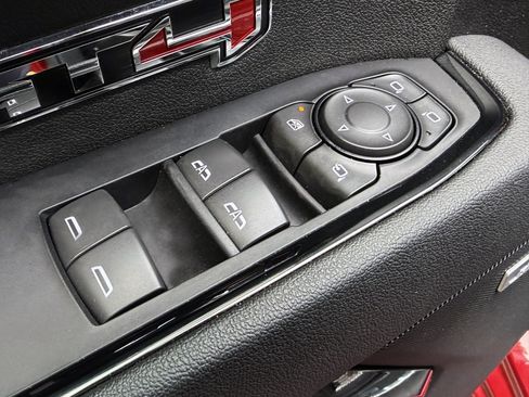 Used 2025 GMC Sierra 1500 AT4 AWD/4WD image 9