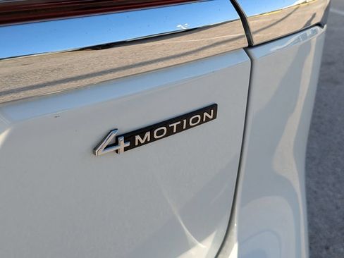 Certified 2023 Volkswagen Atlas SEL AWD/4WD image 10
