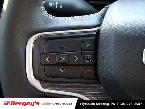 Used 2022 Jeep Wagoneer Series III AWD/4WD image 24