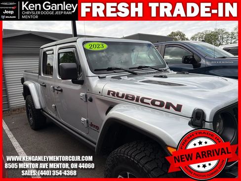 Used 2023 Jeep Gladiator Rubicon w/ LED Lighting Group AWD/4WD image 13