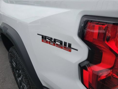 New 2026 Chevrolet Colorado Trail Boss AWD/4WD image 23
