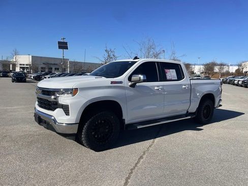 Used 2023 Chevrolet Silverado 1500 LT image 7