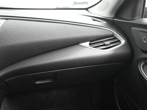 New 2024 Chevrolet Malibu LT FWD image 13