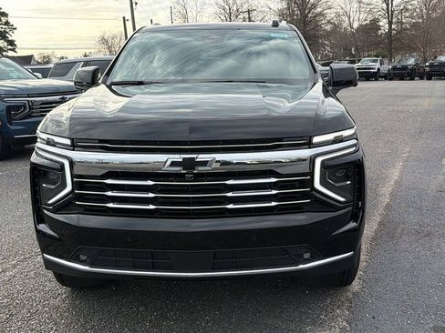 New 2026 Chevrolet Suburban LT w/ Comfort Package image 2