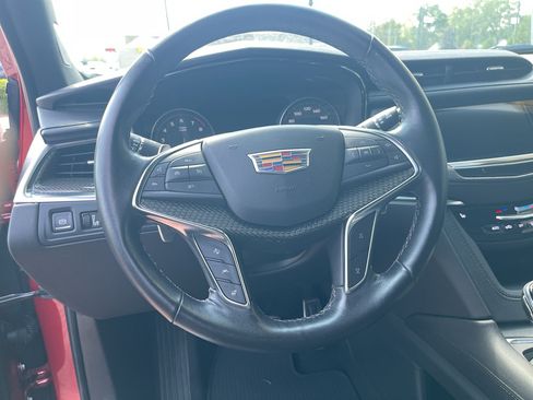 Used 2023 Cadillac XT5 Sportv w/ Technology Package AWD/4WD image 18