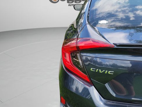 Used 2017 Honda Civic Touring image 24