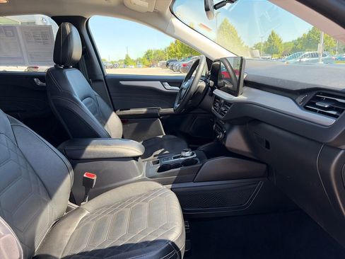 Used 2023 Ford Escape Platinum w/ Premium Technology Package AWD/4WD image 12