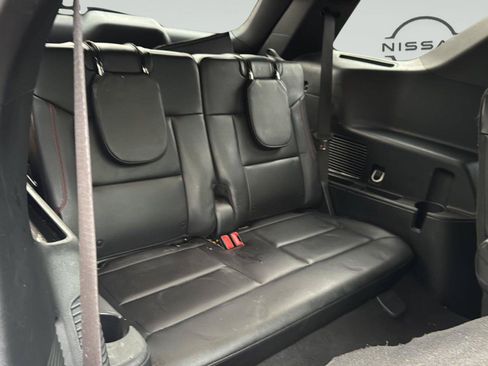 Used 2023 Ford Explorer ST-Line w/ Class IV Trailer Tow Package AWD/4WD image 35