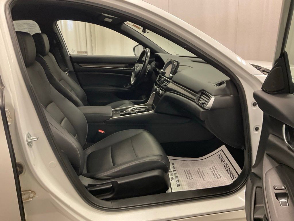 Used 2022 Honda Accord Sport image 10