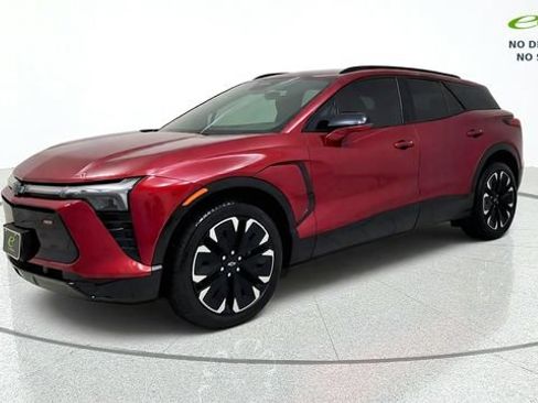 Used 2024 Chevrolet Blazer EV RS AWD/4WD image 3
