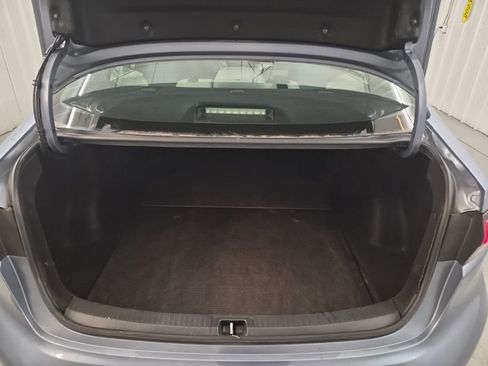 Used 2023 Toyota Corolla LE image 21